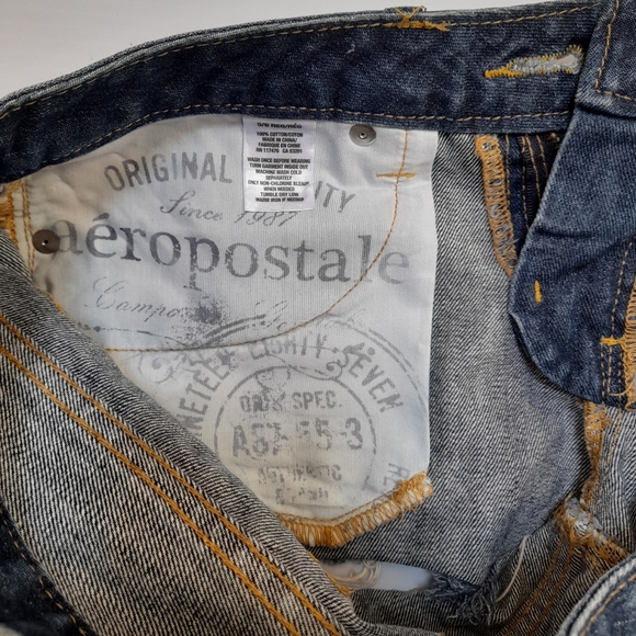 ● AEROPOSTALE | CUT OFF & PAINT DOTS SHORT - Picture 12 of 16